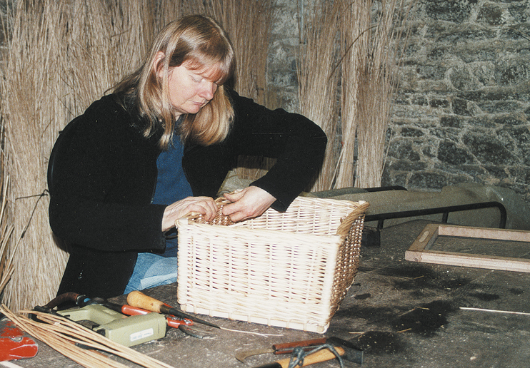 La vannerie, une tradition des marais toujours vivante dans le Cotentin