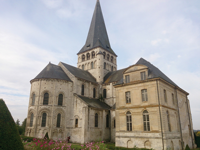 L’abbaye Saint-Georges, à Saint-Martin-de-Boscherville. (© Fondation du Patrimoine)
