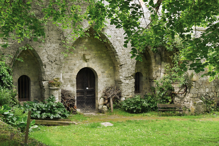 Abbaye de Grestain – Sépulcre d’une mère de roi