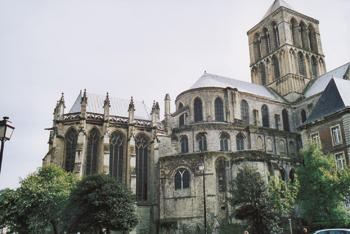 La royale abbaye de la Sainte Trinité de Fécamp. (Photo Alexandre Vernon © Patrimoine Normand.)