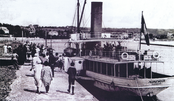 Entre les deux guerre ce bateau assure la liaison entre Carteret et Jersey