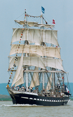 Le Belem.(Photo Eric Bruneval © Patrimoine Normand.)