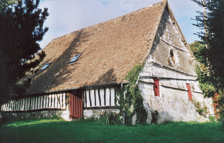 Le cellier-pressoir du château de Montaure. (Photo Alexandre Vernon © Patrimoine Normand.)