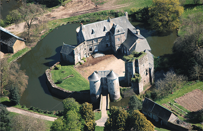 Vue aérienne du château de Chanteloup. (Photo Ange Leclerc-Keroullé © Patrimoine Normand)