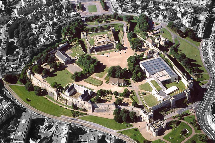 Le château de Caen - Mille ans de vie et d’architecture