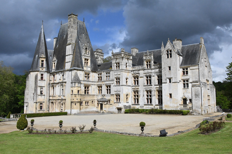Château de Fontaine-Henry, l’unité Renaissance dans la diversité