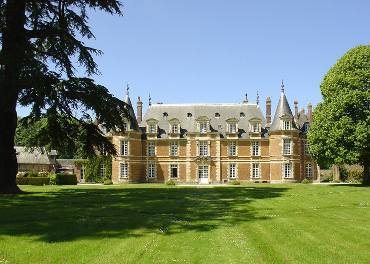 Château de Miromesnil, rêve d'artiste et refuge humaniste