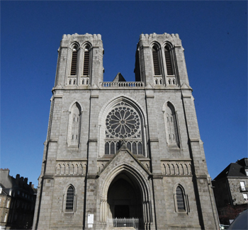 L’église néogothique Saint-Germain de Flers, construite au début du XXe siècle. (Photo Rodolphe Corbin © Patrimoine Normand)