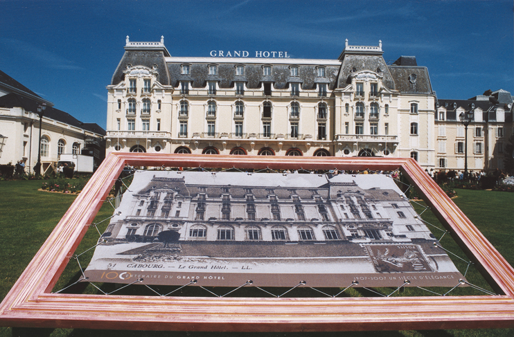 Grand-Hôtel de Cabourg : un centenaire haut en couleurs