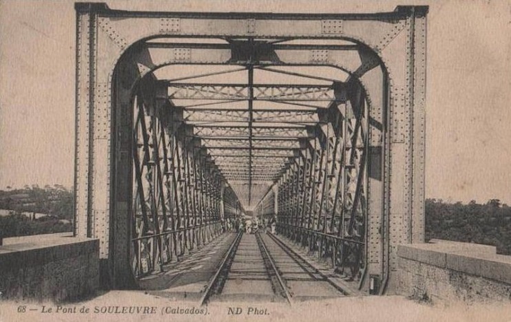 L'entrée du viaduc de la Souleuvre