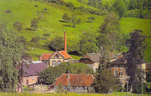 Une fabrique de camembert des années 1930 - Le domaine de Montaudin Pays d'Auge (musée des techniques fromagères).