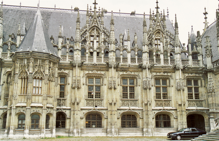 Le palais de justice de Rouen