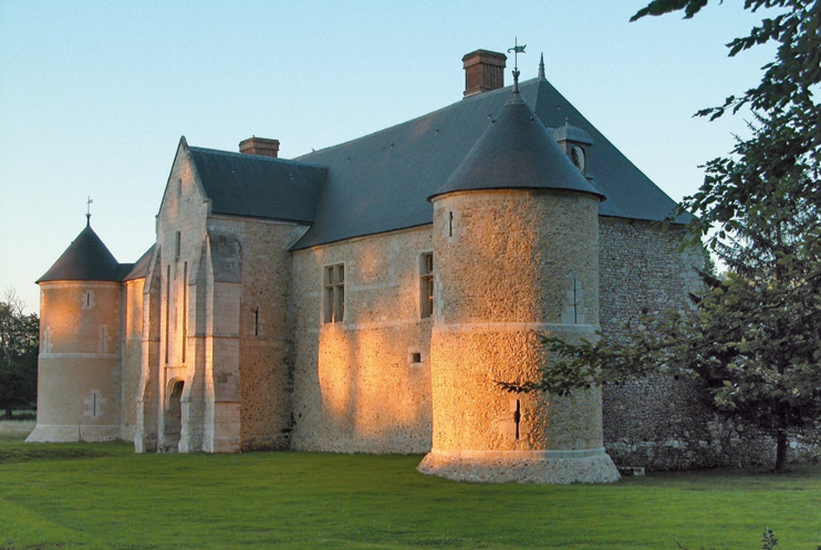 Le manoir du Catel, rescapé des XIIIe-XVe siècles