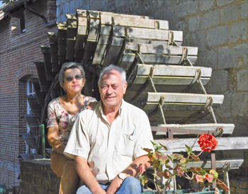 Marie-France et Marcel Caron. (Photo Rodolphe Corbin © Patrimoine Normand)