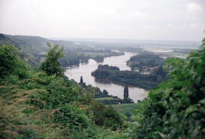 Le Mont des Deux-Amants domine le cours de la Seine. (© Thierry Georges Leprévost)