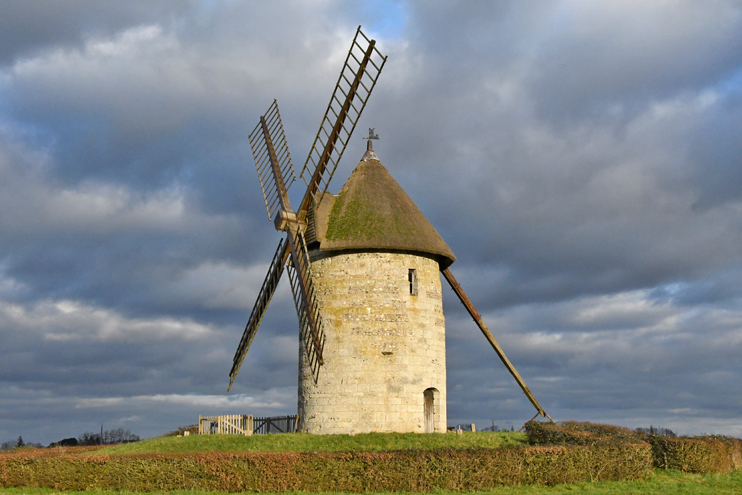 Moulin de pierre à Hauville