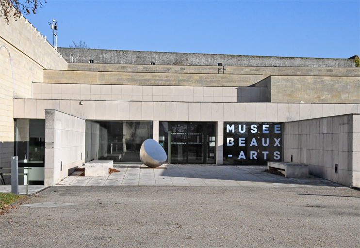 Entrée du musée des Beaux-Arts de Caen. (Photo Rodolphe Corbin © Patrimoine Normand)