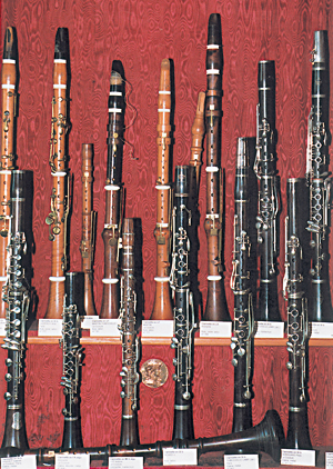 Musée de la Couture-Boussey. Variations de clarinettes. (Photo Éric Bruneval © Patrimoine Normand).