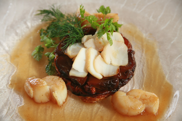 Recette - Noix de Saint-Jacques en tatin de cèpes