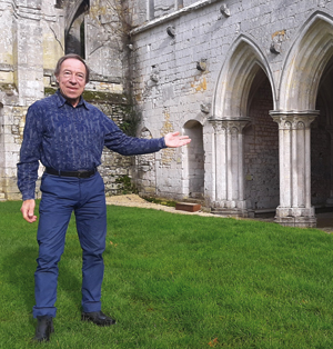 Olivier Monpoint, l’actuel propriétaire de l’abbaye. (© Abbaye de Fontaine-Guérard)