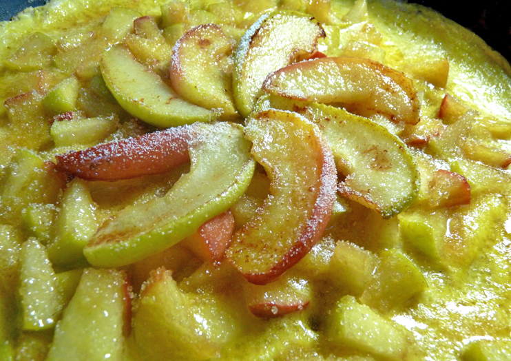 Omelette sucrée aux pommes