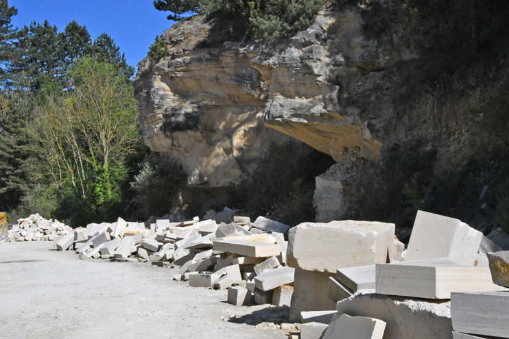 La pierre de Creully, dans les carrières d’Orival. (Photo Rodolphe Corbin © Patrimoine Normand)