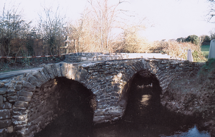 La destruction du pont Barbey à Barneville-Carteret