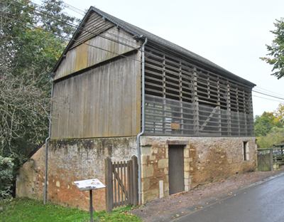 Le séchoir de la tannerie à volets. (Photo Rodolphe Corbin © Patrimoine Normand)