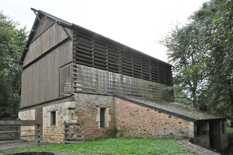 Fresney-le-Puceux : une tannerie en Cinglais