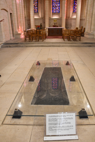 Tombe de Mathilde de Flandre. (Photo Rodolphe Corbin © Patrimoine Normand).